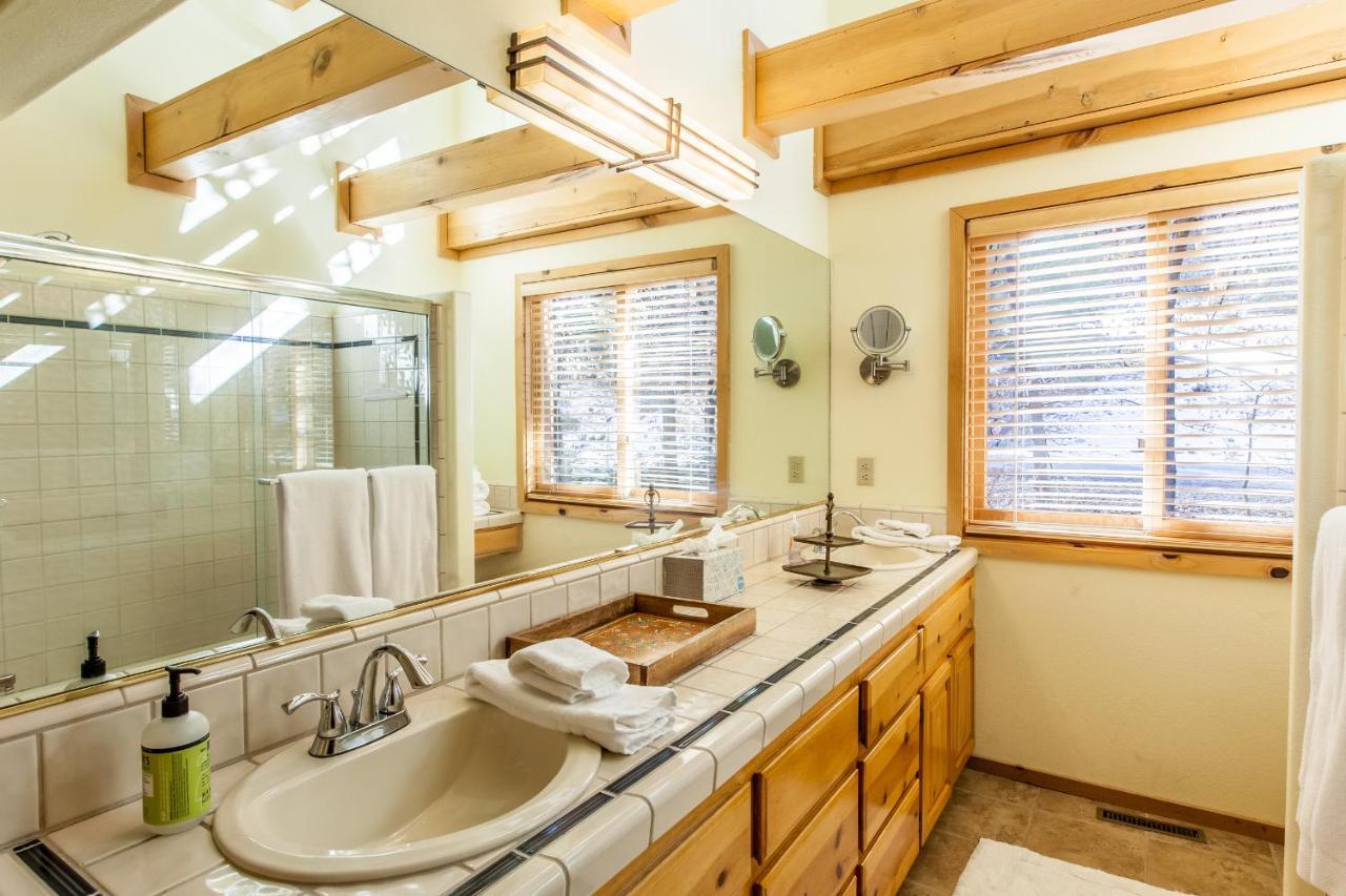 Tres Bien Ensemble Big Bear Lake Room photo