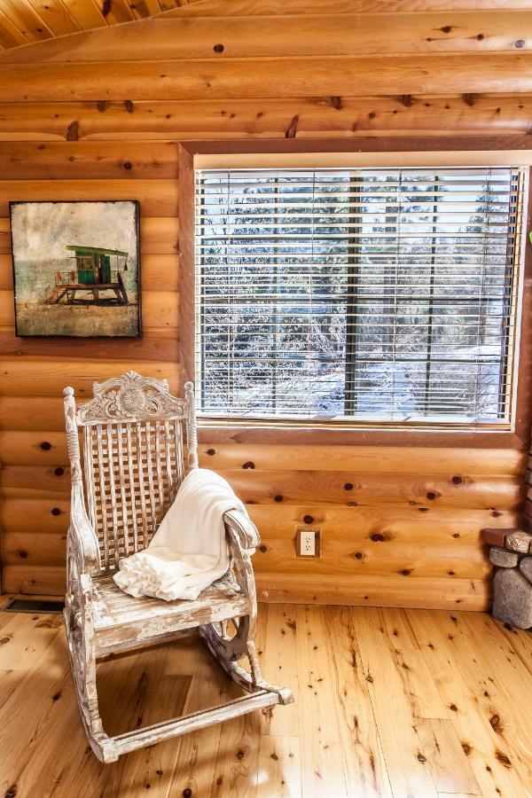 Tres Bien Ensemble Big Bear Lake Room photo