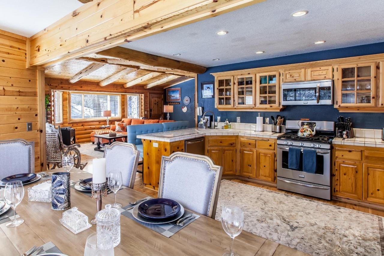 Tres Bien Ensemble Big Bear Lake Room photo